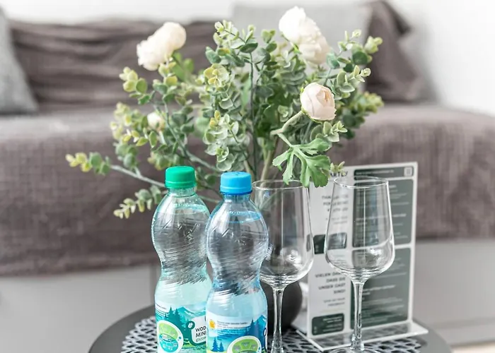 Apartment Apartly - &b